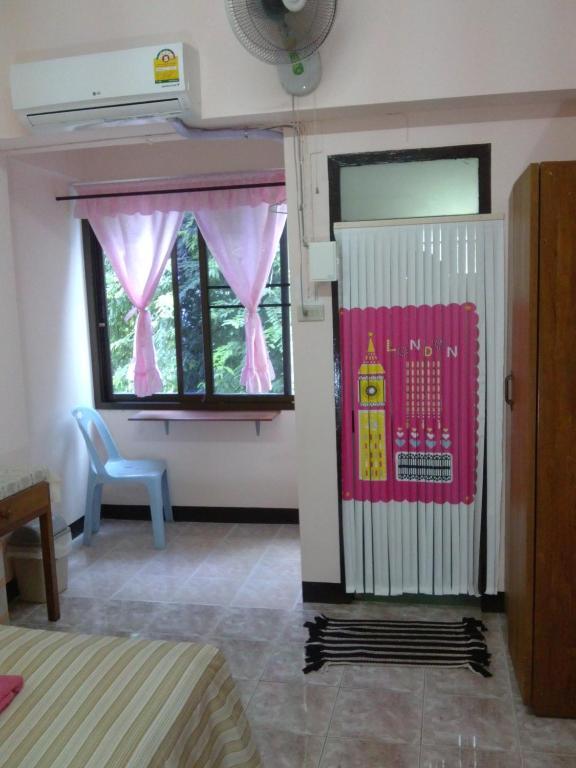 Ban Wiang Guest House Chiang Mai Quarto foto
